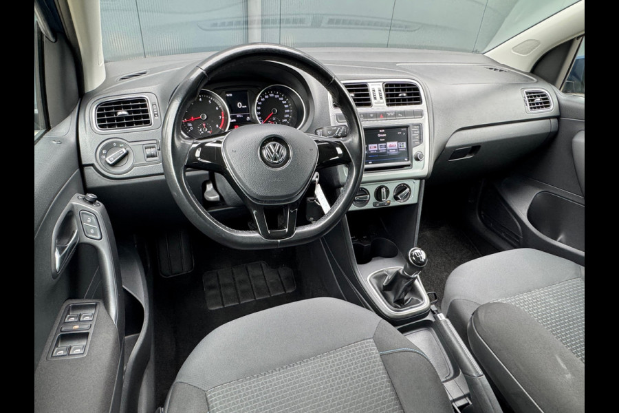 Volkswagen Polo 1.0 BlueMotion Edition * Carplay * Parkeersensoren * Cruise Control * Lm Velgen *