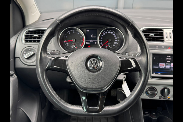 Volkswagen Polo 1.0 BlueMotion Edition * Carplay * Parkeersensoren * Cruise Control * Lm Velgen *