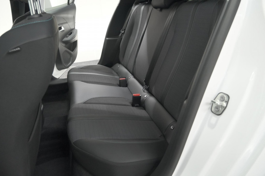 Peugeot 208 PureTech 100 Allure Pack | Camera | Apple Carplay | Stoelverwarming | Parkeersensoren Peugeot 208 PureTech 100 Allure Pack | Camera | Apple Carplay | Stoelverwarming | Parkeersensoren