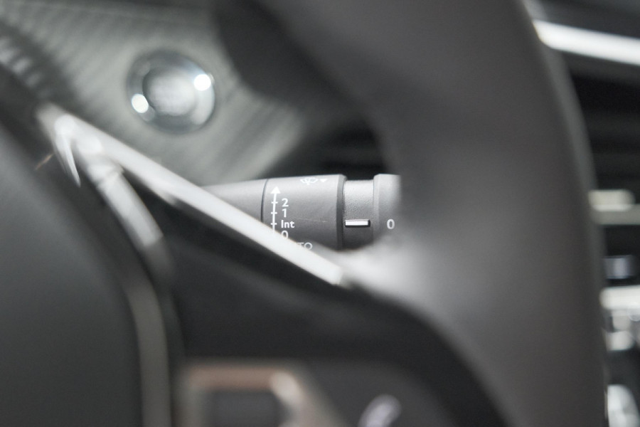 Peugeot 208 PureTech 100 Allure Pack | Camera | Apple Carplay | Stoelverwarming | Parkeersensoren Peugeot 208 PureTech 100 Allure Pack | Camera | Apple Carplay | Stoelverwarming | Parkeersensoren