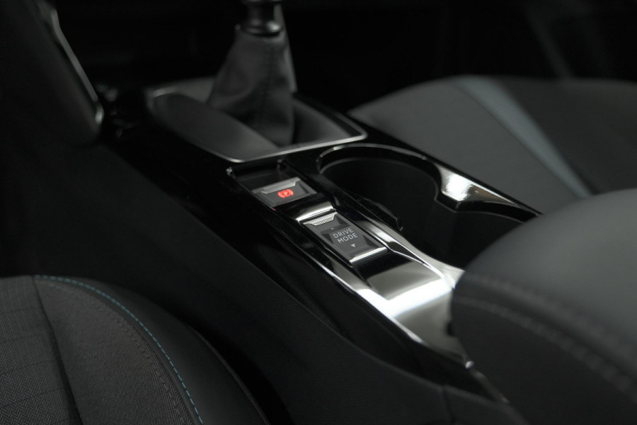 Peugeot 208 PureTech 100 Allure Pack | Camera | Apple Carplay | Stoelverwarming | Parkeersensoren Peugeot 208 PureTech 100 Allure Pack | Camera | Apple Carplay | Stoelverwarming | Parkeersensoren
