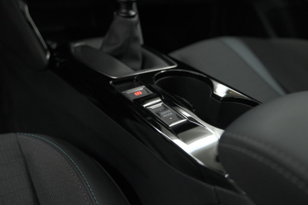Peugeot 208 PureTech 100 Allure Pack | Camera | Apple Carplay | Stoelverwarming | Parkeersensoren Peugeot 208 PureTech 100 Allure Pack | Camera | Apple Carplay | Stoelverwarming | Parkeersensoren