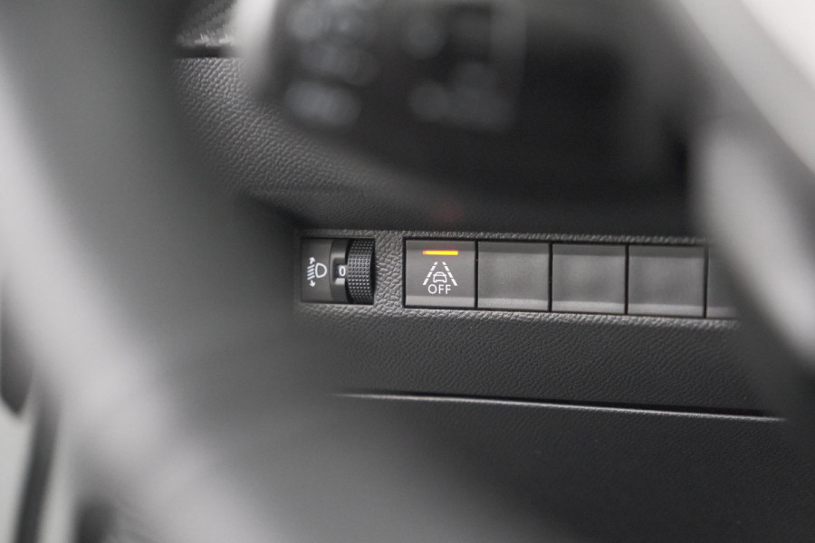 Peugeot 208 PureTech 100 Allure Pack | Camera | Apple Carplay | Stoelverwarming | Parkeersensoren Peugeot 208 PureTech 100 Allure Pack | Camera | Apple Carplay | Stoelverwarming | Parkeersensoren