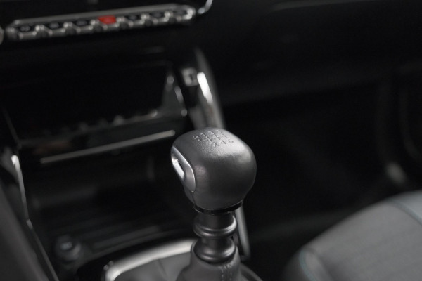 Peugeot 208 PureTech 100 Allure Pack | Camera | Apple Carplay | Stoelverwarming | Parkeersensoren Peugeot 208 PureTech 100 Allure Pack | Camera | Apple Carplay | Stoelverwarming | Parkeersensoren