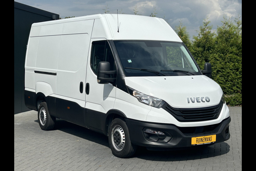 Iveco Daily 35S14V 2.3 140 PK E6 / L2H2 / 3.5T TREKHAAK / 68.554 KM !! / AIRCO / BLUETOOTH / 3-ZITS / TREKHAAK