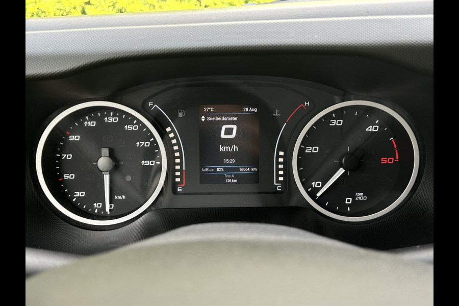 Iveco Daily 35S14V 2.3 140 PK E6 / L2H2 / 3.5T TREKHAAK / 68.554 KM !! / AIRCO / BLUETOOTH / 3-ZITS / TREKHAAK