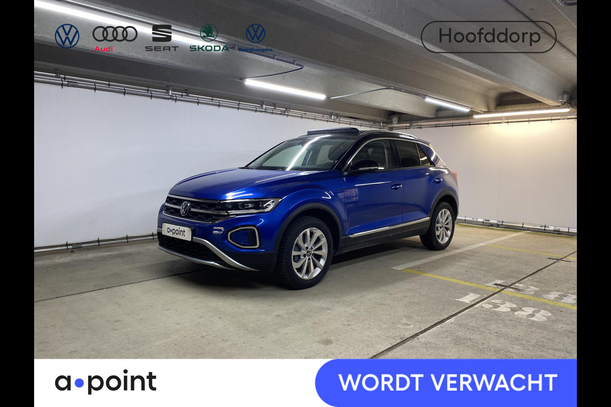 Volkswagen T-Roc 1.5 TSI Style 150 PK DSG | Verlengde garantie | Panorama dak | Keyless entry | Parkeer camera | El. achterklep |