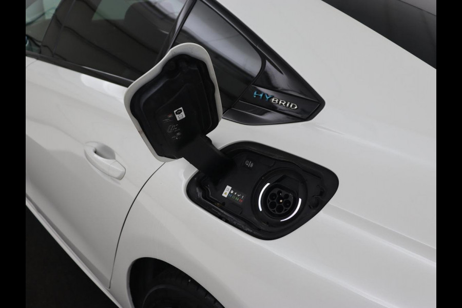 Peugeot 508 1.6 HYbrid 225 GT | Navigatie | Stoelverwarming | Apple Carplay | LED | Leder | Memory | 360 Camera | PHEV