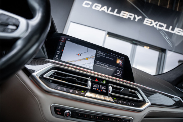 BMW X6 M50i High Executive - M Sport | Panorama | Laser | H&K | Elek. Trekhaak | Memory
