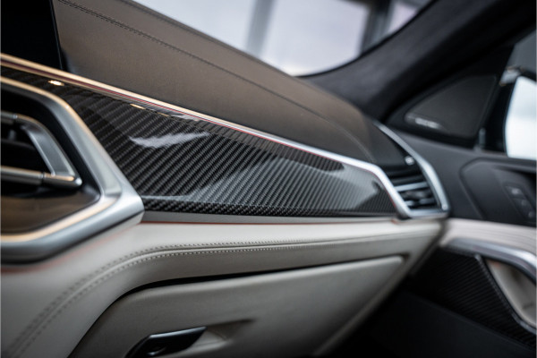 BMW X6 M50i High Executive - M Sport | Panorama | Laser | H&K | Elek. Trekhaak | Memory