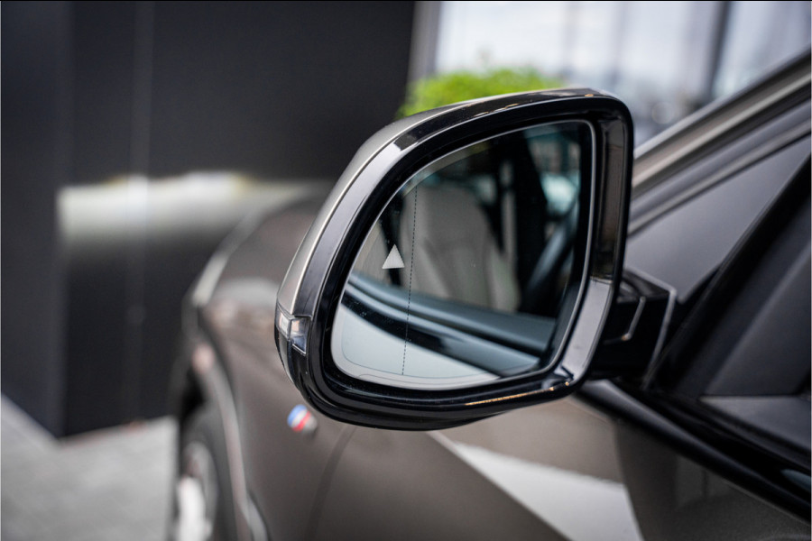 BMW X6 M50i High Executive - M Sport | Panorama | Laser | H&K | Elek. Trekhaak | Memory