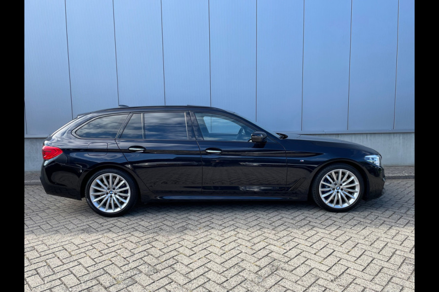BMW 5 Serie Touring 540i xDrive High Executive PanoramaDak / M-Sport