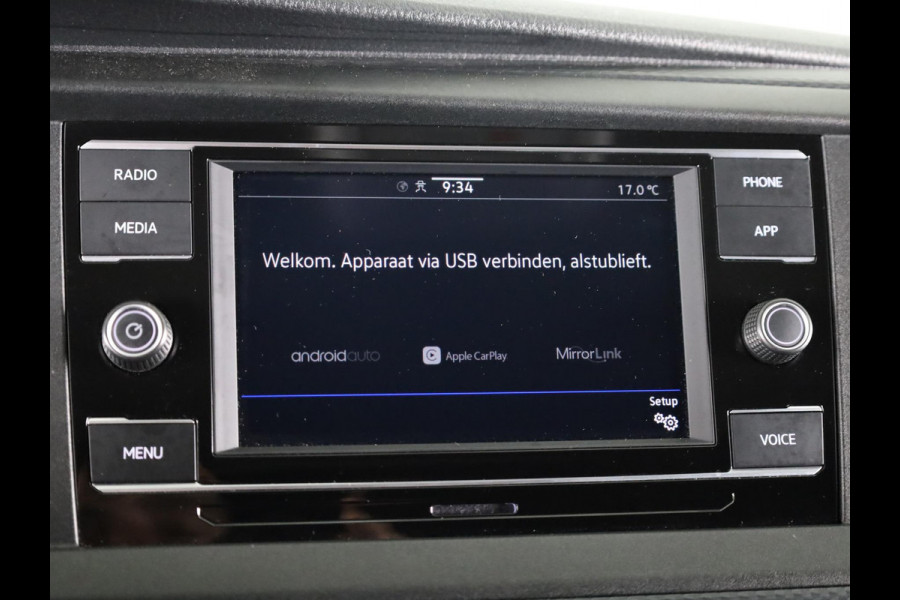 Volkswagen Transporter 2.0 TDI L2H3 28 Comfortline 110 pk | Verlengde garantie | Navigatie via App | Trekhaak | Parkeersensoren achter | Cruise control |