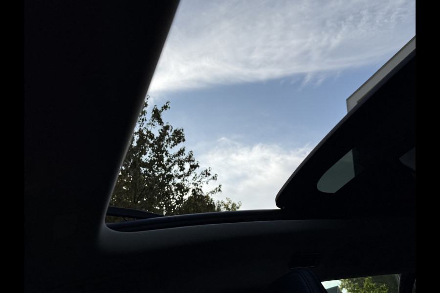 Volvo V60 2.0 T6 Twin Engine AWD Inscription | ACC | Panoramadak | Stoelverwarming | Apple Carplay | Camera