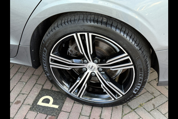 Volvo V60 2.0 T6 Twin Engine AWD Inscription | ACC | Panoramadak | Stoelverwarming | Apple Carplay | Camera