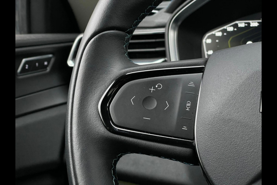 Lynk & Co RS Shadow Edition 01 1.5 262PK Pano 360 Camera Navi Adapt cruise 262PK Elekr. Achterklep Trekhaak