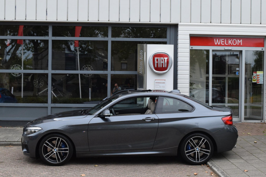 BMW 2 Serie Coupé 218i High Executive|M-pakket|Dak|Leer