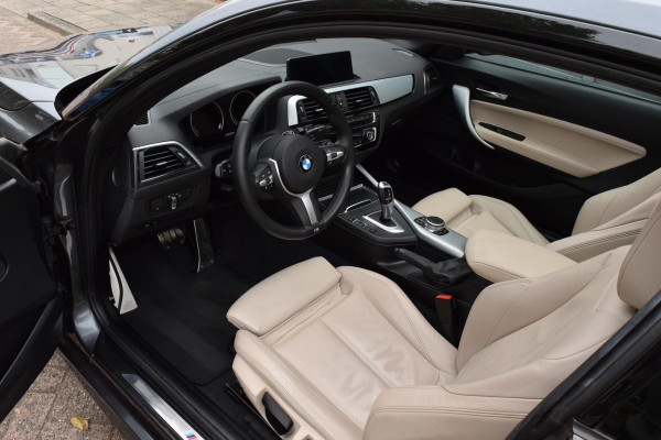 BMW 2 Serie Coupé 218i High Executive|M-pakket|Dak|Leer