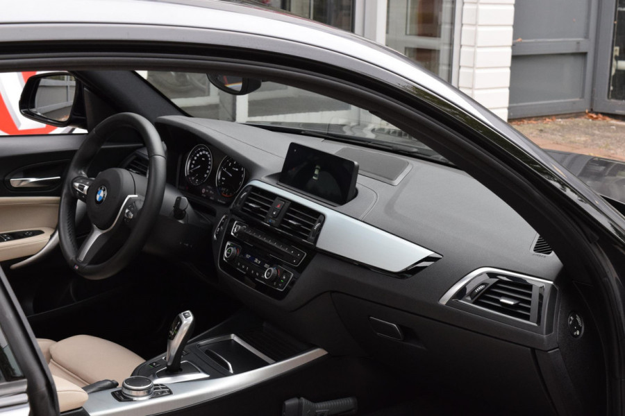 BMW 2 Serie Coupé 218i High Executive|M-pakket|Dak|Leer