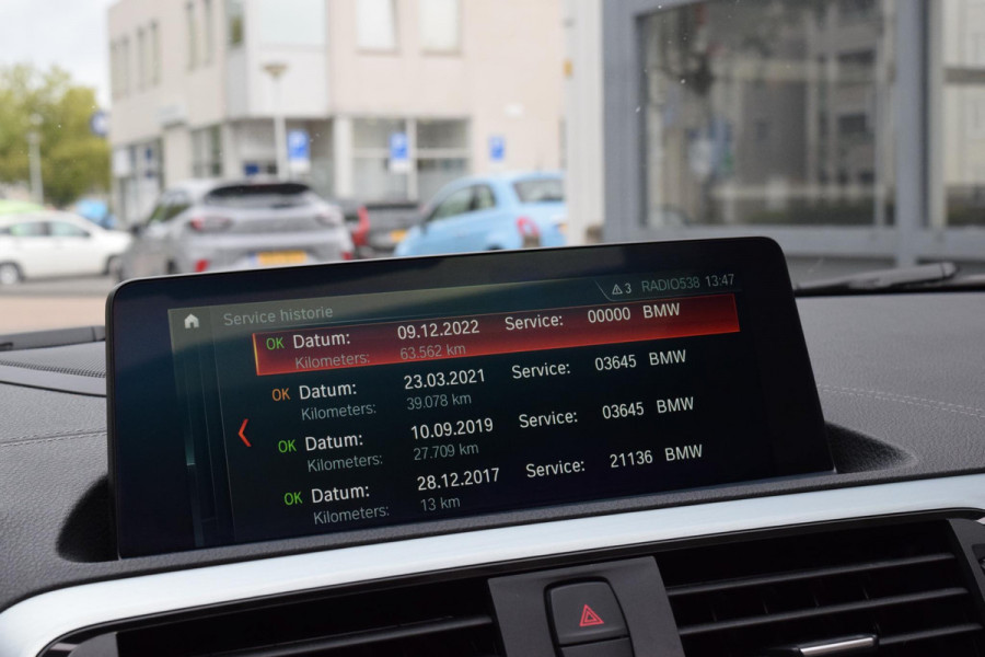 BMW 2 Serie Coupé 218i High Executive|M-pakket|Dak|Leer