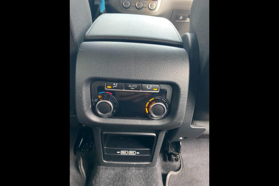 Volkswagen Sharan 1.4 TSI Comfortline Edition 7 PERS|DSG-Autom|Navigatie|PDC|Stoelverw