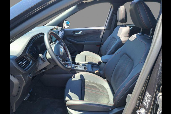 Ford Kuga 2.5 FHEV ST-Line X 190pk | 4WD | Driver Assistance Pack | Panorama dak | Winterpack | Technology Pack | 20 inch Licht metaal | Geen Stekker nodig | 2.100kg Trekgewicht