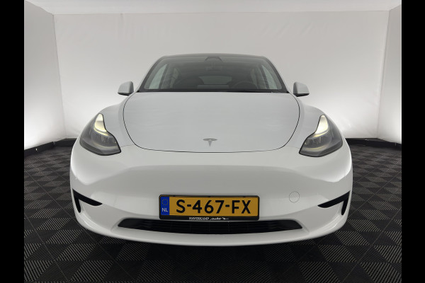 Tesla Model Y RWD 58 kWh [ 3-Fase ] {SOH-93%} (INCL-BTW) Aut. *PANO | AUTO-PILOT | LUXURY-LEATHER | TOP-VIEW | NAVI-FULLMAP | MATRIX-LED | DIGI-COCKPIT | KEYLESS | CAMERA | DAB+ | HEATED-COMFORTSEATS | PRIVACY-GLASS*