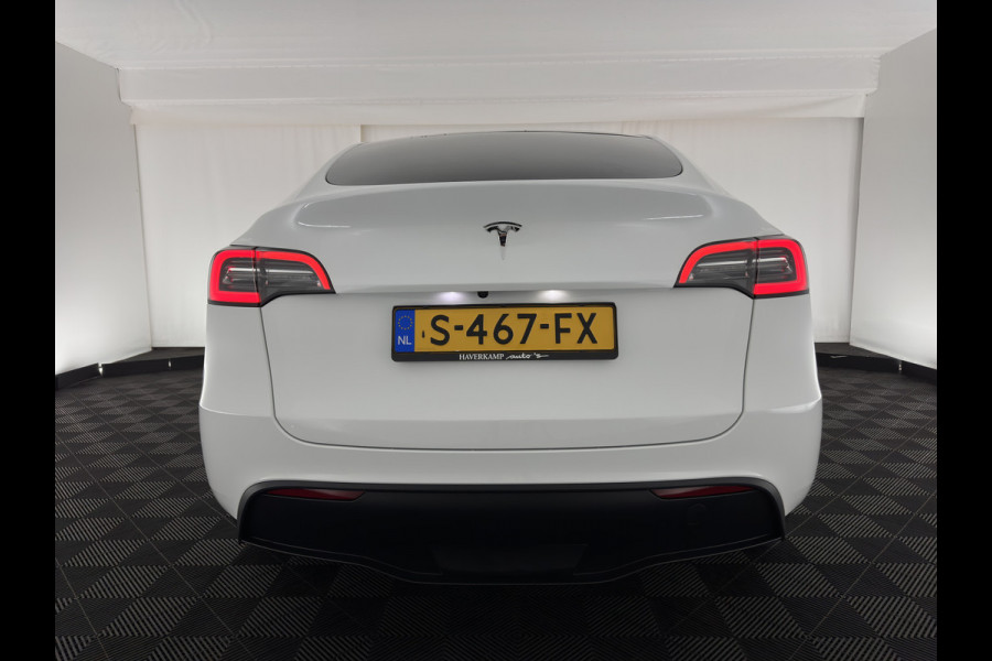 Tesla Model Y RWD 58 kWh [ 3-Fase ] {SOH-93%} (INCL-BTW) Aut. *PANO | AUTO-PILOT | LUXURY-LEATHER | TOP-VIEW | NAVI-FULLMAP | MATRIX-LED | DIGI-COCKPIT | KEYLESS | CAMERA | DAB+ | HEATED-COMFORTSEATS | PRIVACY-GLASS*