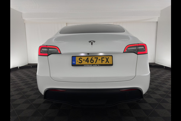 Tesla Model Y RWD 58 kWh [ 3-Fase ] {SOH-93%} (INCL-BTW) Aut. *PANO | AUTO-PILOT | LUXURY-LEATHER | TOP-VIEW | NAVI-FULLMAP | MATRIX-LED | DIGI-COCKPIT | KEYLESS | CAMERA | DAB+ | HEATED-COMFORTSEATS | PRIVACY-GLASS*