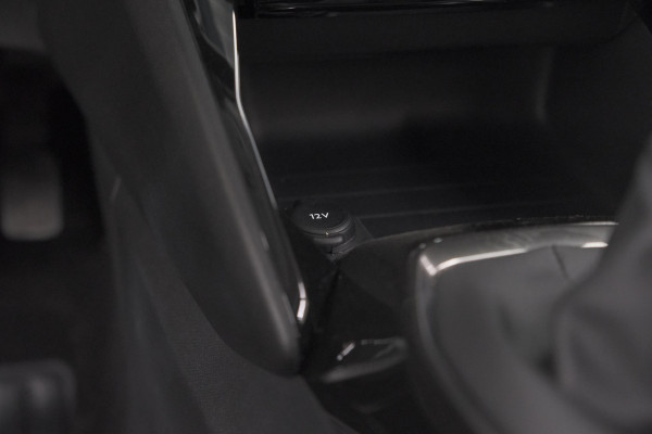 Peugeot 208 PureTech 100 Allure | Camera | Navigatie | Apple Carplay | Parkeersensoren