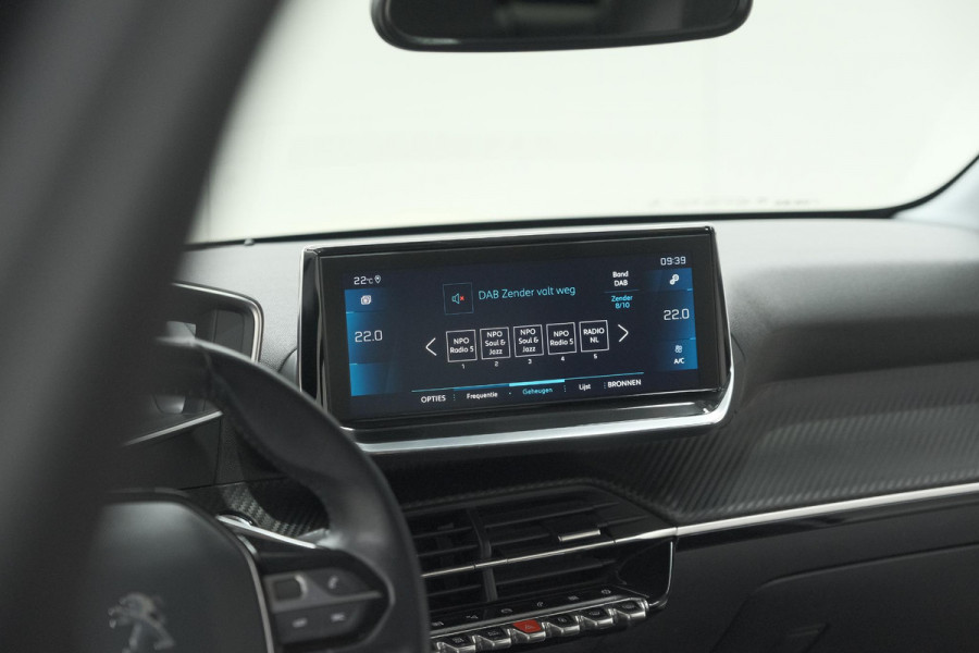 Peugeot 208 PureTech 100 Allure | Camera | Navigatie | Apple Carplay | Parkeersensoren