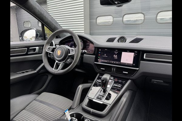 Porsche Cayenne Coupé 3.0 E-Hybrid Sport Chrono | 360* Camera | 22 Inch Lichtmetalen Velgen | Carbon | Elektrische Achterklep |