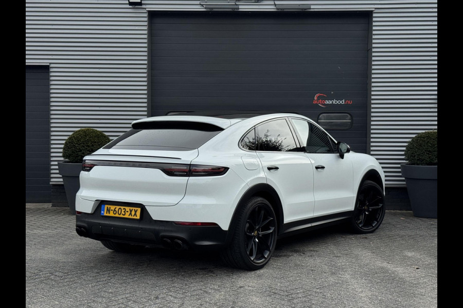 Porsche Cayenne Coupé 3.0 E-Hybrid Sport Chrono | 360* Camera | 22 Inch Lichtmetalen Velgen | Carbon | Elektrische Achterklep |