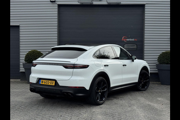 Porsche Cayenne Coupé 3.0 E-Hybrid Sport Chrono | 360* Camera | 22 Inch Lichtmetalen Velgen | Carbon | Elektrische Achterklep |