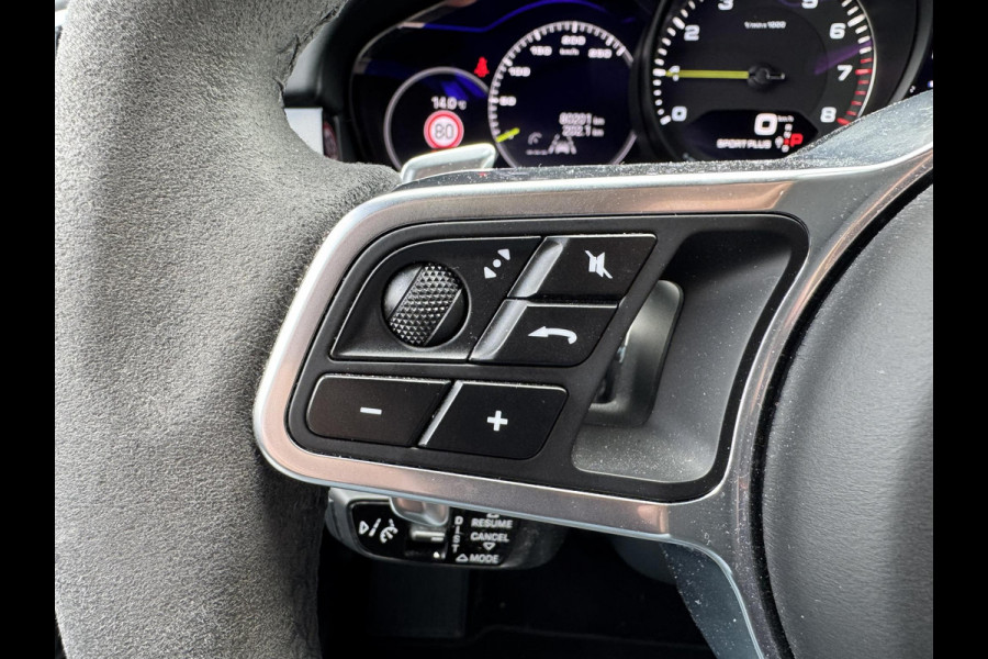 Porsche Cayenne Coupé 3.0 E-Hybrid Sport Chrono | 360* Camera | 22 Inch Lichtmetalen Velgen | Carbon | Elektrische Achterklep |