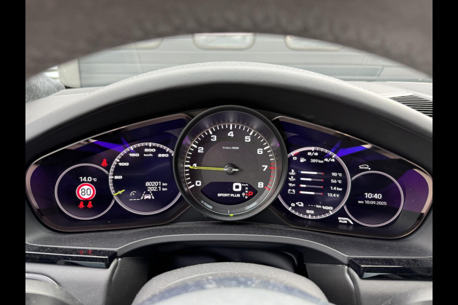 Porsche Cayenne Coupé 3.0 E-Hybrid Sport Chrono | 360* Camera | 22 Inch Lichtmetalen Velgen | Carbon | Elektrische Achterklep |