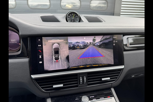 Porsche Cayenne Coupé 3.0 E-Hybrid Sport Chrono | 360* Camera | 22 Inch Lichtmetalen Velgen | Carbon | Elektrische Achterklep |