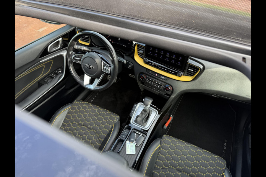 Kia Xceed 1.6 T-GDi DynamicPlusLine | 204 PK | Panoramadak | Trekhaak | Virtual cockpit | Dealer onderhouden |