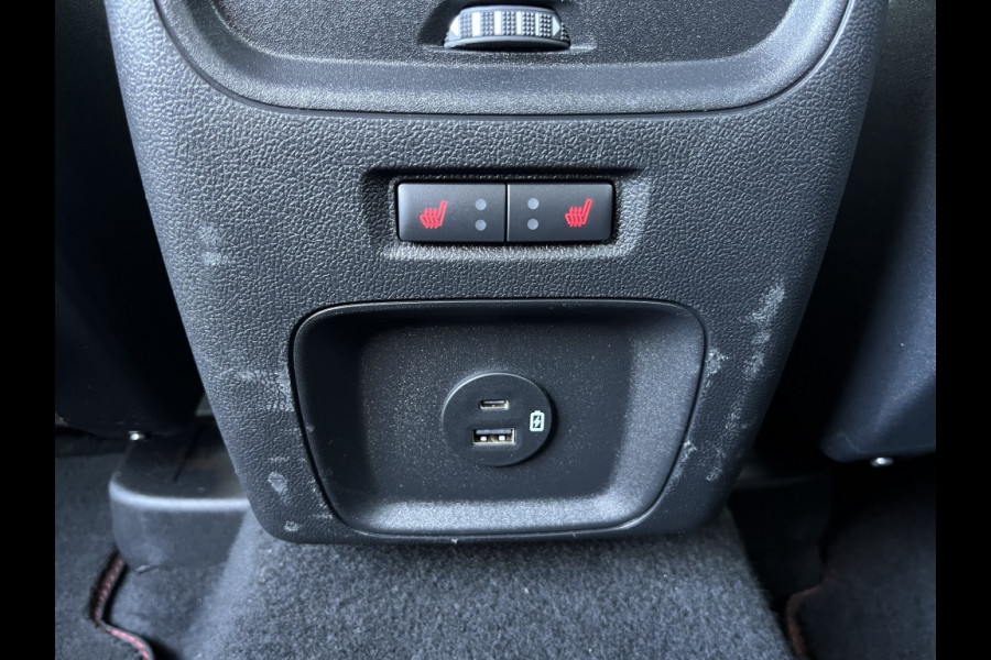 Ford Kuga 1.5 EcoB. ST-Line X TREKHAAK! DRIVERPACK! TECHPACK! WINTERPACK!
