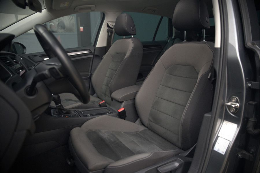 Volkswagen Golf 1.4 TSI Highline Business R | R-Line | Panoramadak | Stoelverwarming | Stuurverwarming | Dynaudio | Standkachel | Massage | Keyless | Adaptive Cruise Control | Camera | Parkeersensoren | Navigatie Discover Pro | LED | T