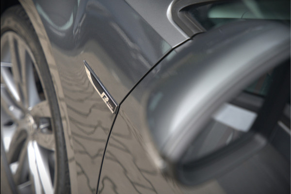 Volkswagen Golf 1.4 TSI Highline Business R | R-Line | Panoramadak | Stoelverwarming | Stuurverwarming | Dynaudio | Standkachel | Massage | Keyless | Adaptive Cruise Control | Camera | Parkeersensoren | Navigatie Discover Pro | LED | T