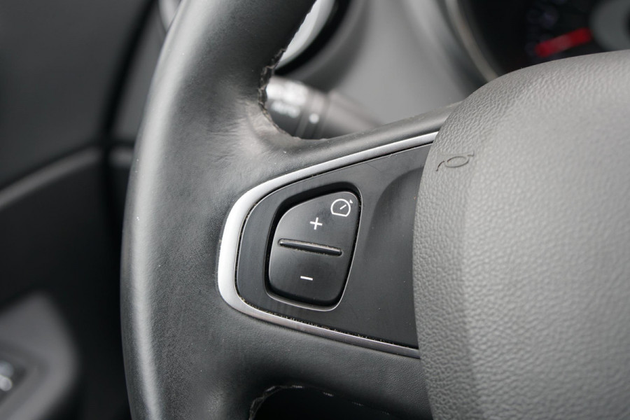 Renault Captur 0.9 TCe Intens + STOELVERWARMING / LED / PARKEERSENSOREN