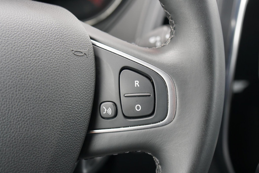 Renault Captur 0.9 TCe Intens + STOELVERWARMING / LED / PARKEERSENSOREN