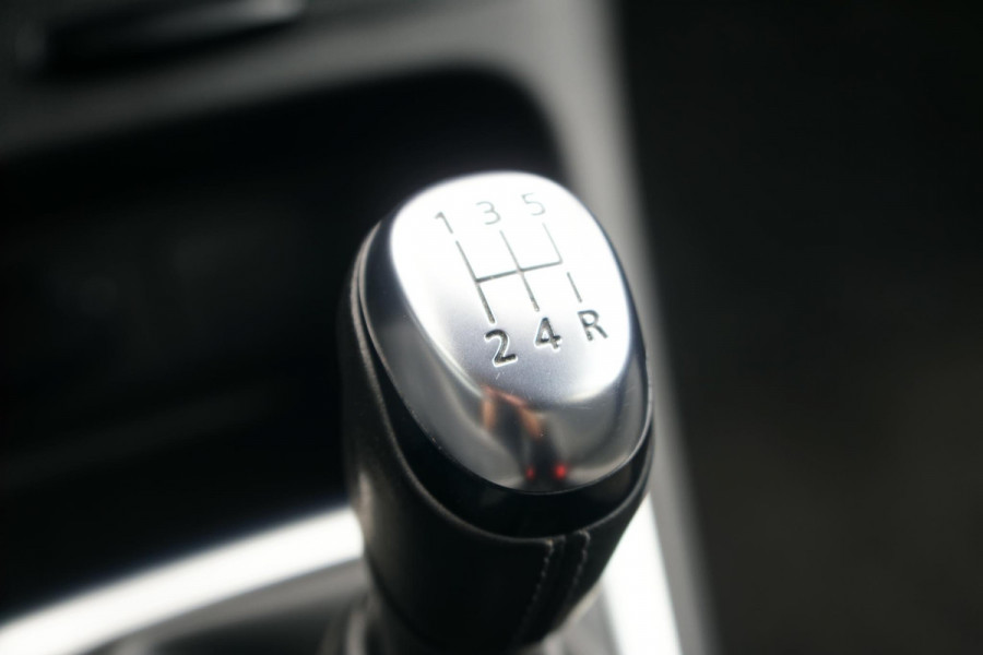 Renault Captur 0.9 TCe Intens + STOELVERWARMING / LED / PARKEERSENSOREN