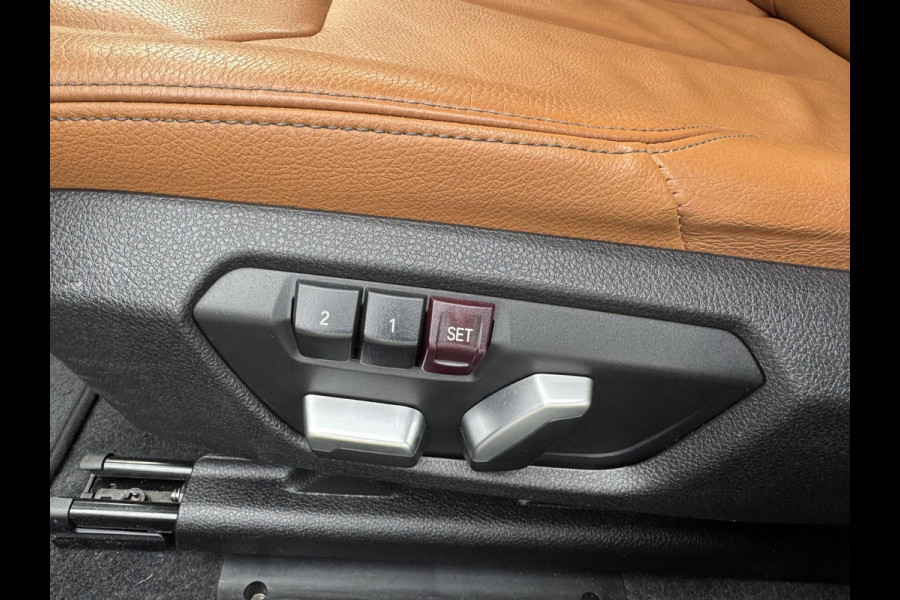 BMW 1-serie 120i High Executive | Camera | Harmon Kardon | Navigatie | Lederen Bekleding | Memory Stoelen |