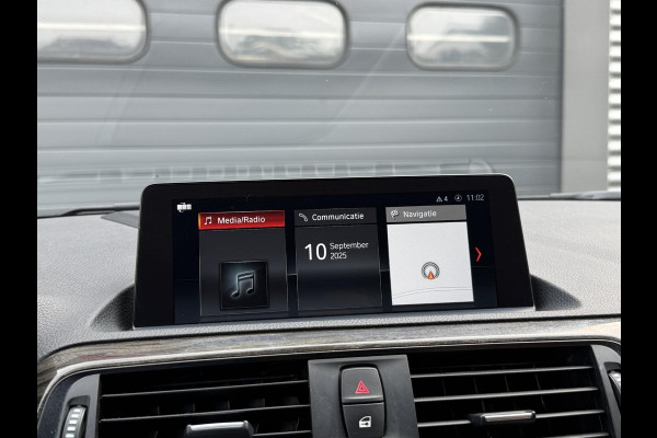BMW 1-serie 120i High Executive | Camera | Harmon Kardon | Navigatie | Lederen Bekleding | Memory Stoelen |