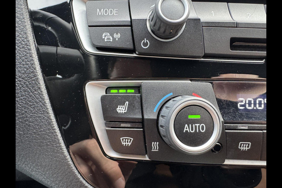 BMW 1-serie 120i High Executive | Camera | Harmon Kardon | Navigatie | Lederen Bekleding | Memory Stoelen |