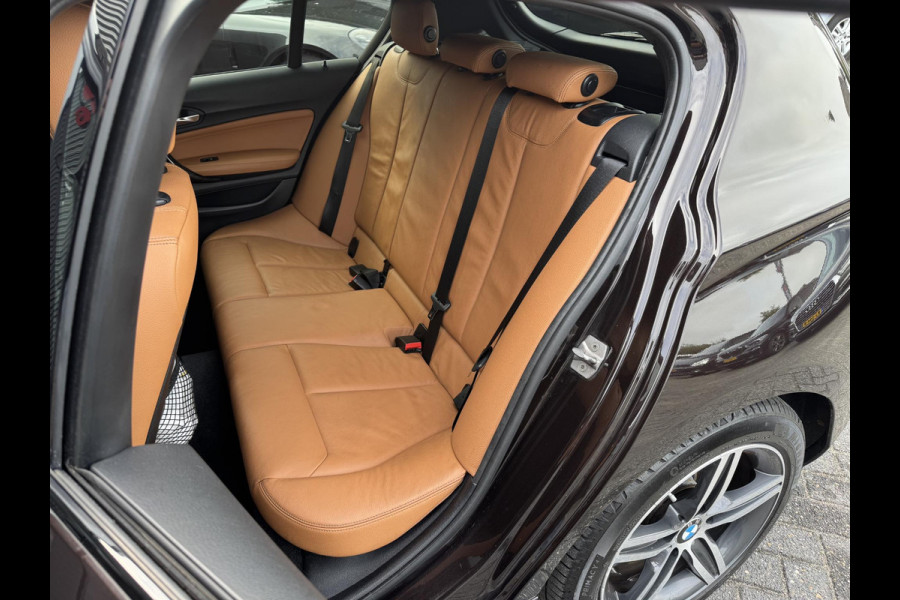 BMW 1-serie 120i High Executive | Camera | Harmon Kardon | Navigatie | Lederen Bekleding | Memory Stoelen |