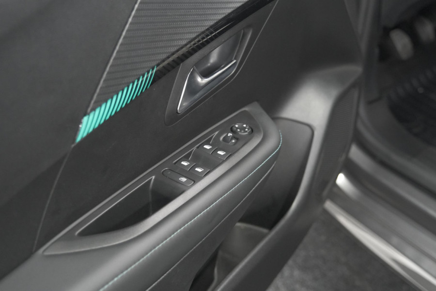 Peugeot 208 PureTech 100 Allure Pack | Camera | Apple Carplay | Stoelverwarming | Parkeersensoren