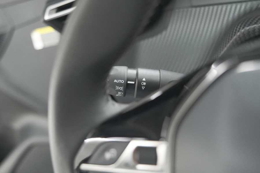 Peugeot 208 PureTech 100 Allure Pack | Camera | Apple Carplay | Stoelverwarming | Parkeersensoren
